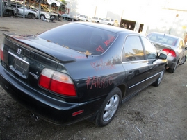 1997 HONDA ACCORD EX 4DR DARK GREEN 2.7L AT A16480